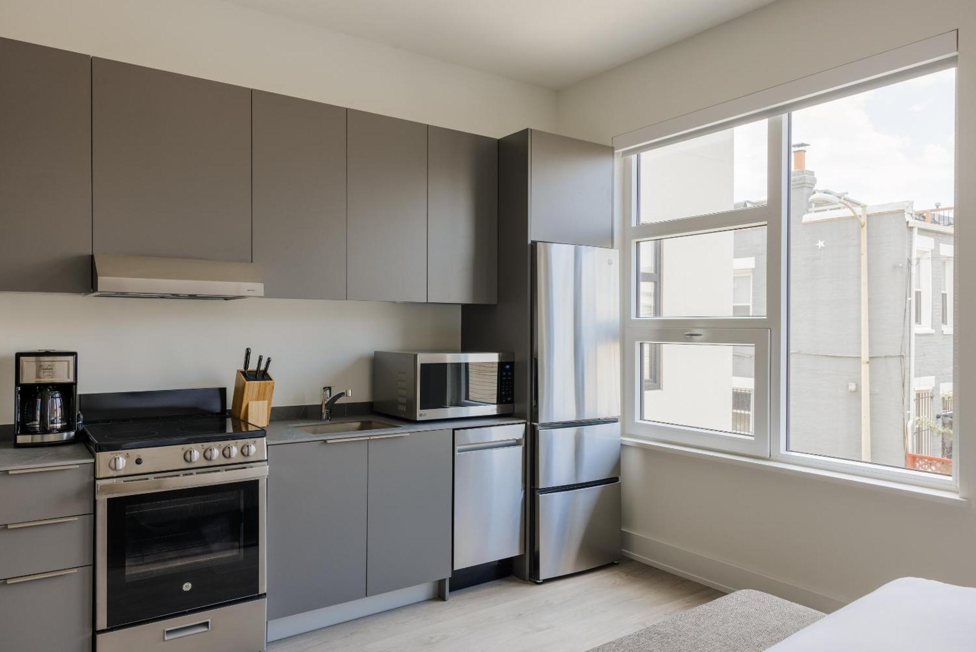 Reside Noma, A Wyndham Residence Washington Bagian luar foto