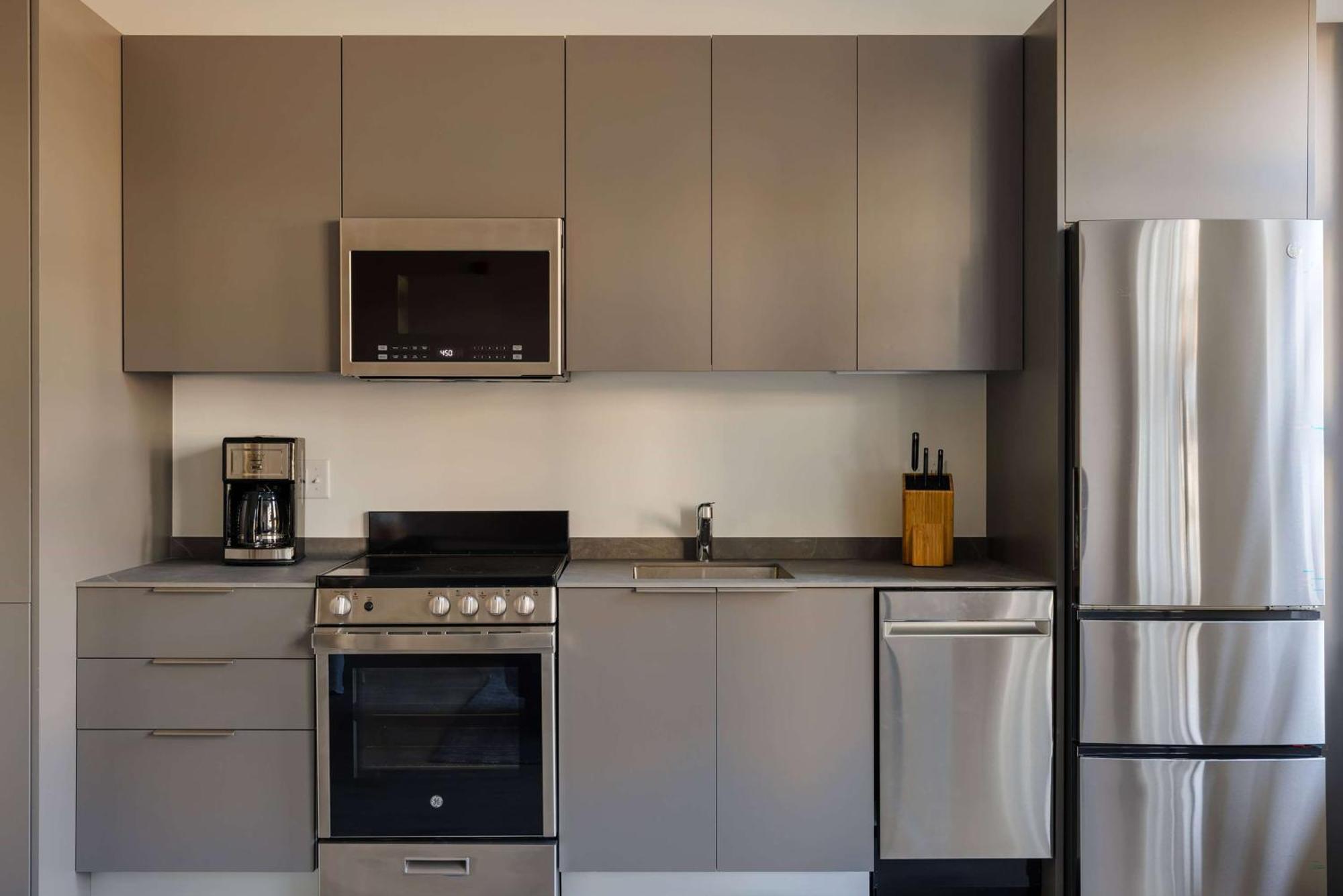 Reside Noma, A Wyndham Residence Washington Bagian luar foto