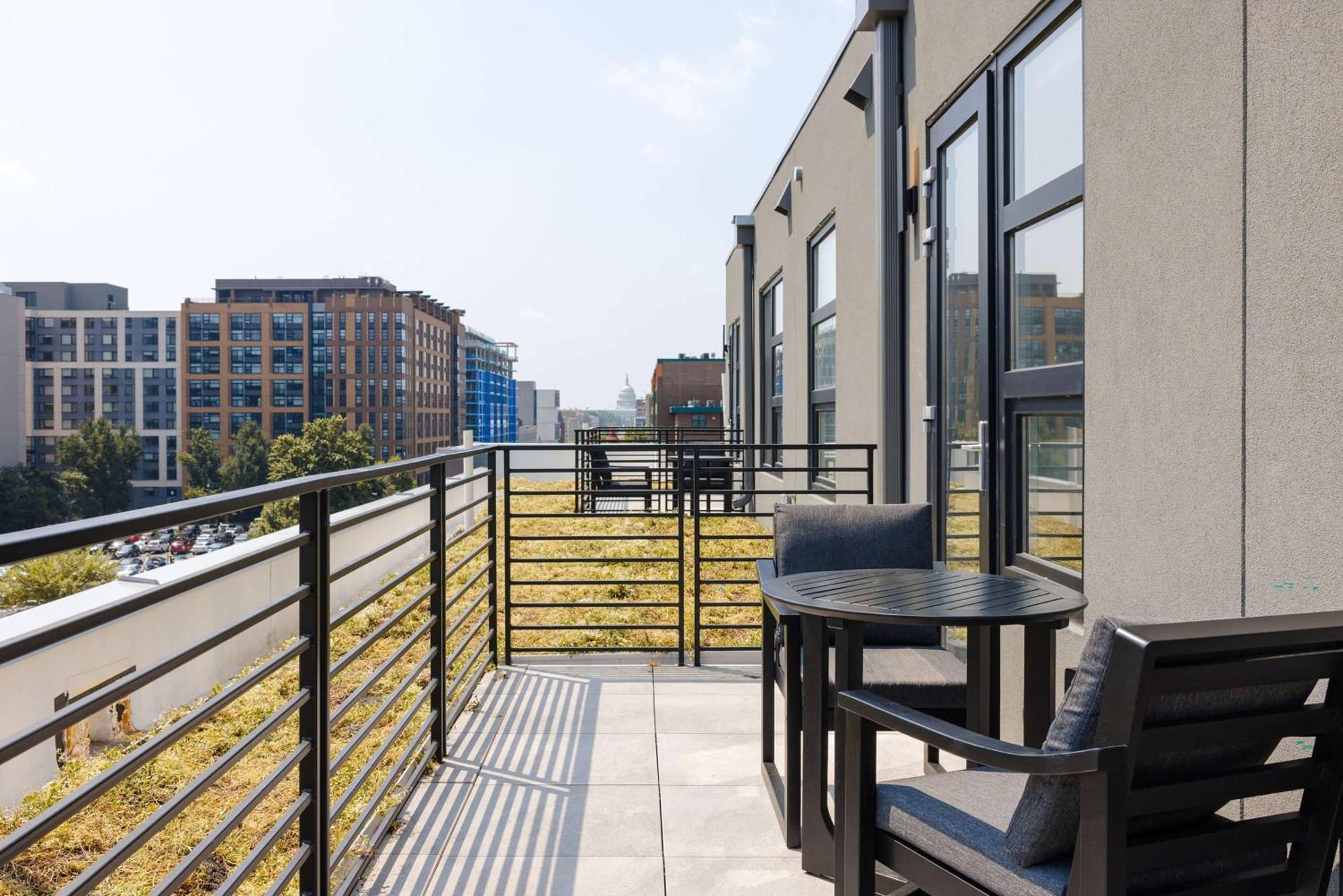 Reside Noma, A Wyndham Residence Washington Bagian luar foto